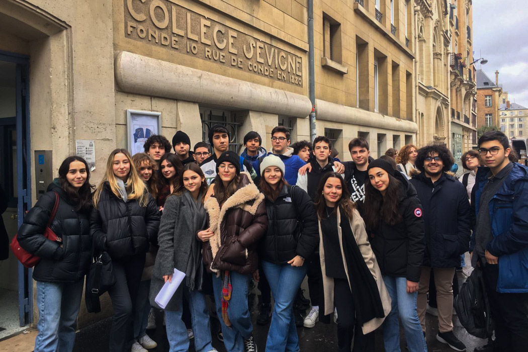 Paris’e Öğrenci Değişim Programı ile Gezi